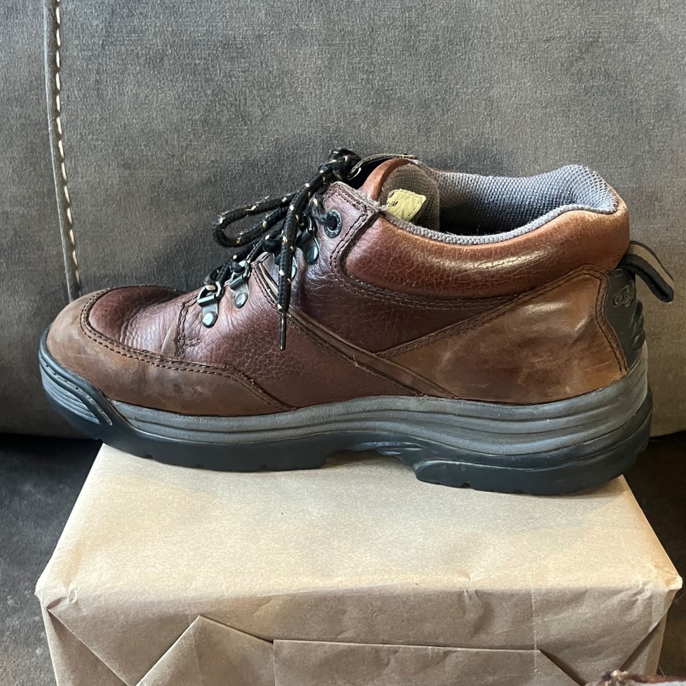 G.H. Bass & Co. Bayou Waterproof Leather Hiking Shoes Men's 9.5M EUC - Picture 3 of 8